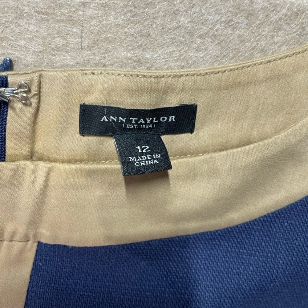 Ann Taylor Navy and Beige Midi Dress, perfect for spring, - Picture 3 of 7